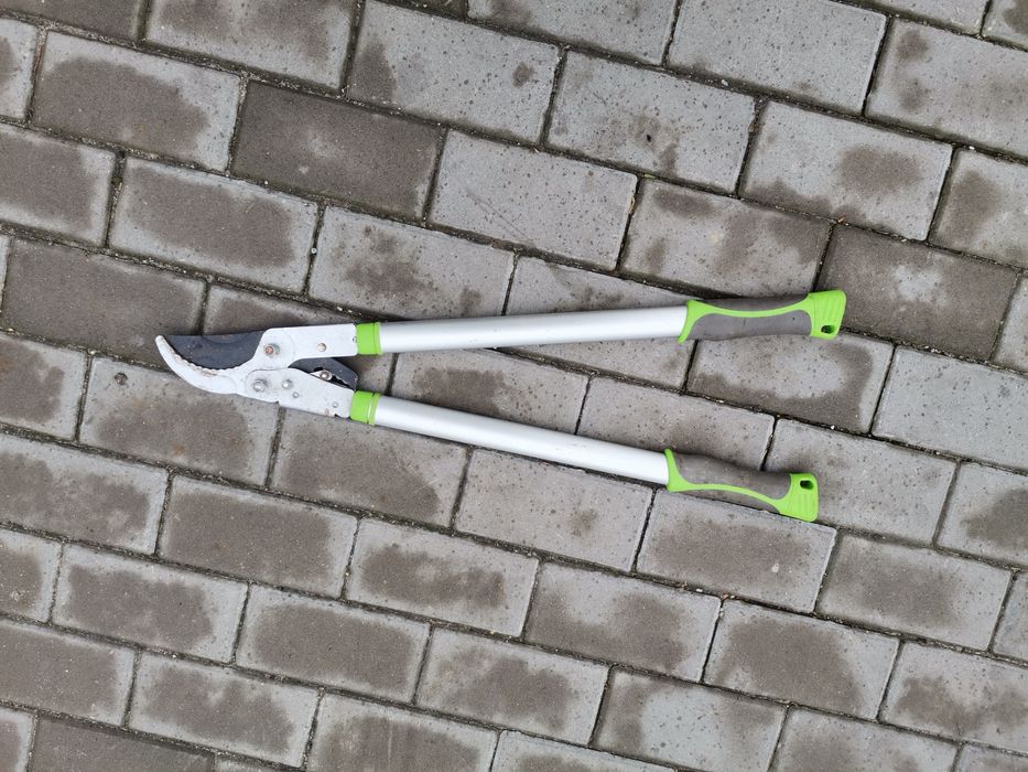 Nożyce teleskopowe gardena