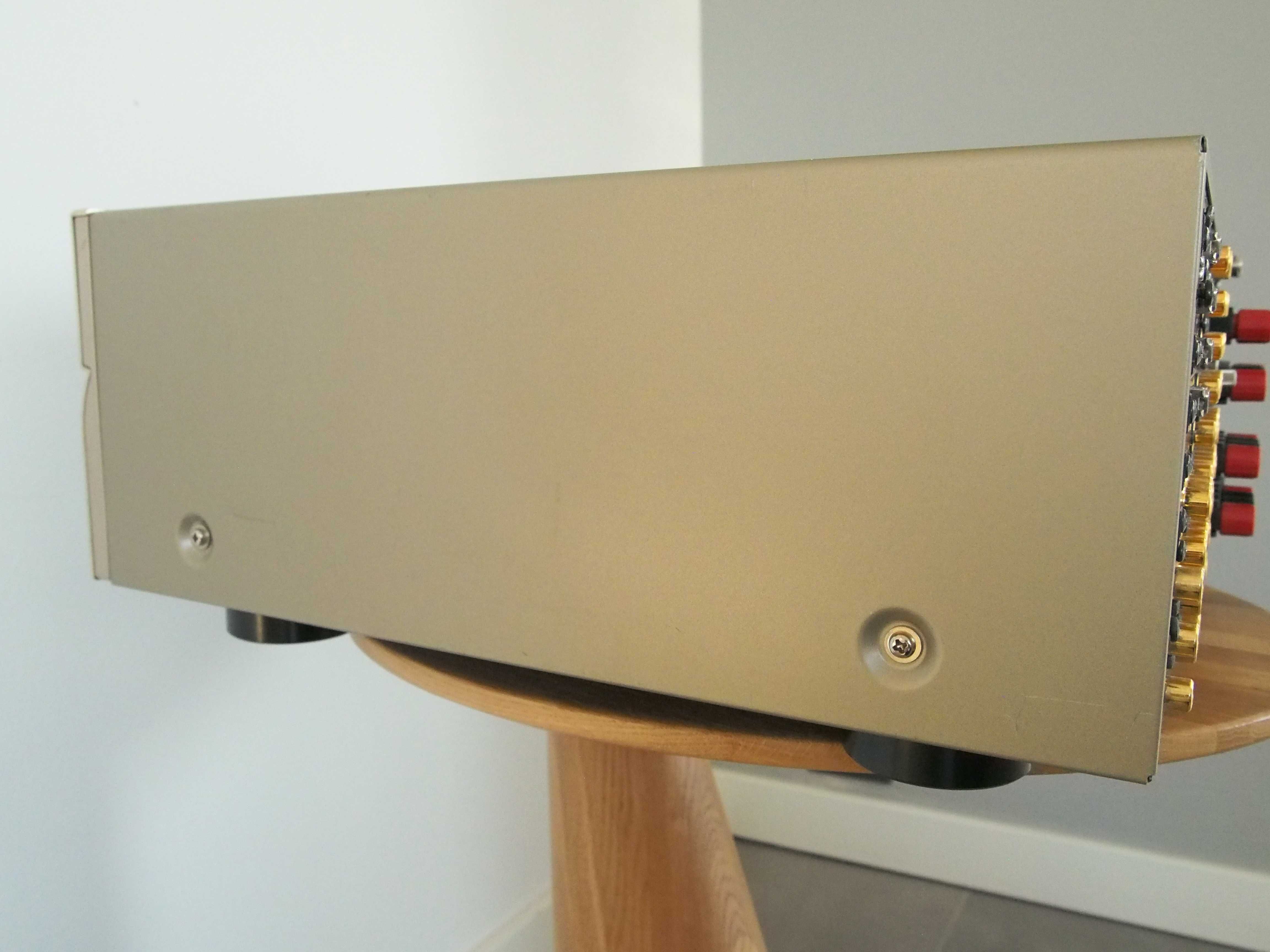 Amplituner Yamaha DSP-AX4600 (model japoński)