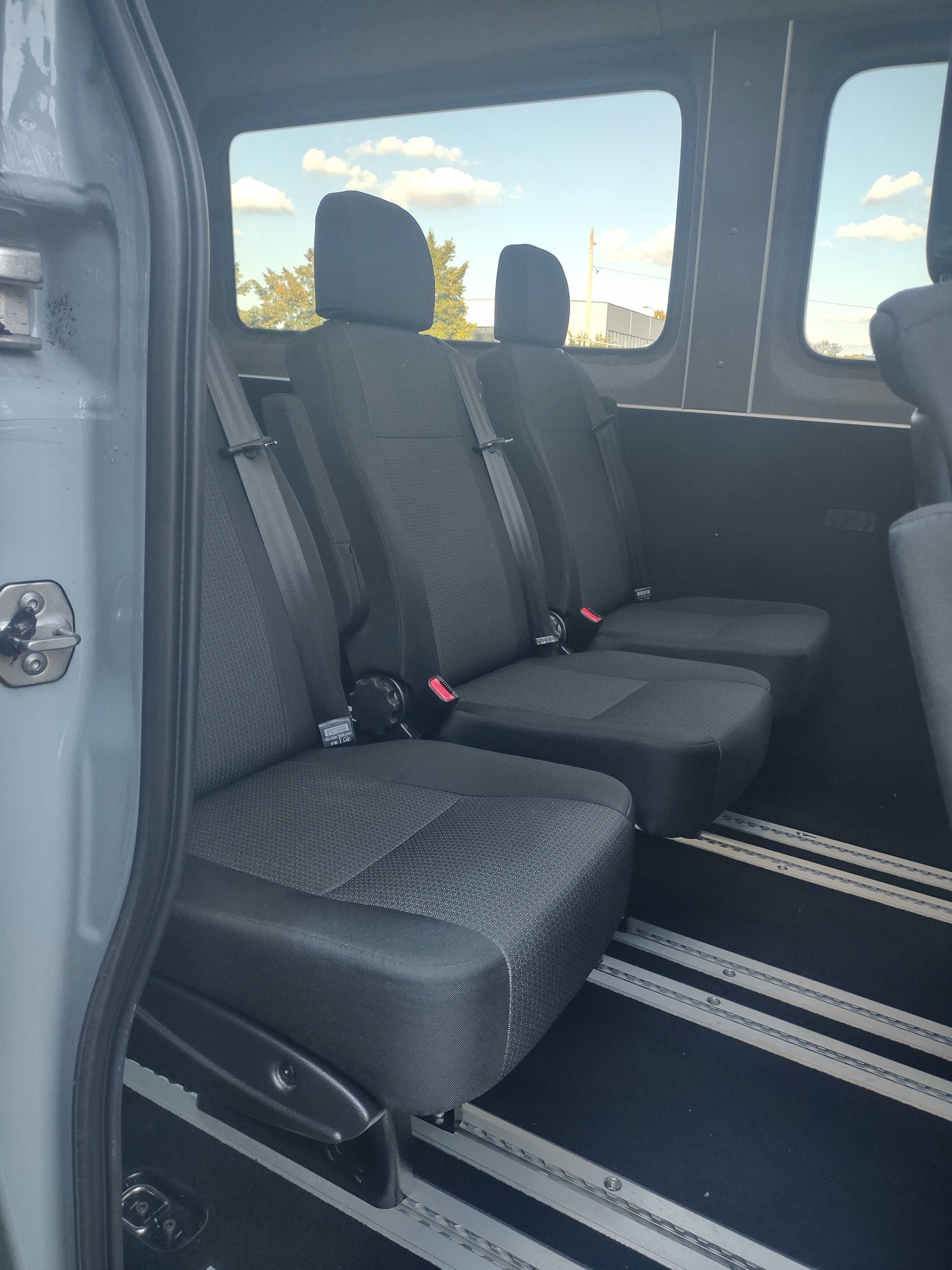 Transfer przewóz TAXI 8 osób na lotnisko Szczecin Berlin Poznań itp.