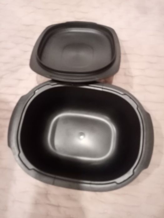 Vendo caixa tapuer nova cinza grande, vejam.