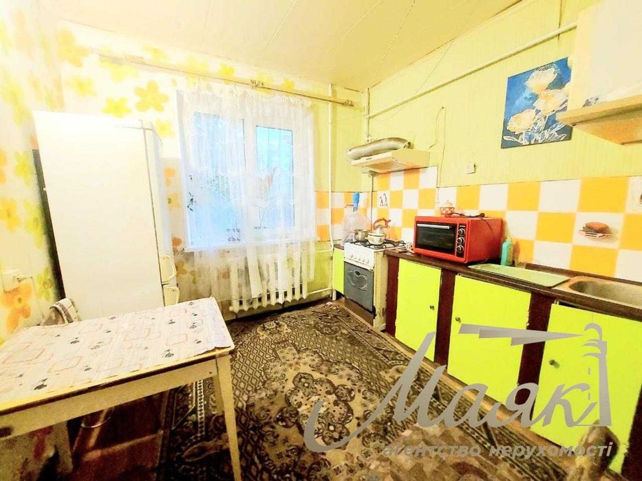 До продажу пропонується 1 кімнатна квартира по вул.С.Синенка