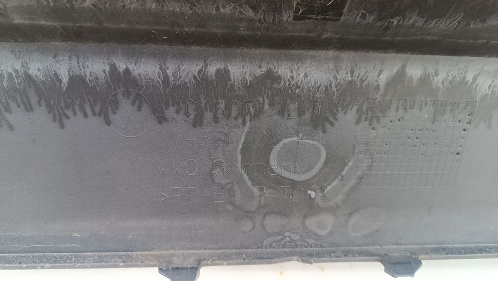 Vendo parachoque de frente VW golf 8 ano 2019/23