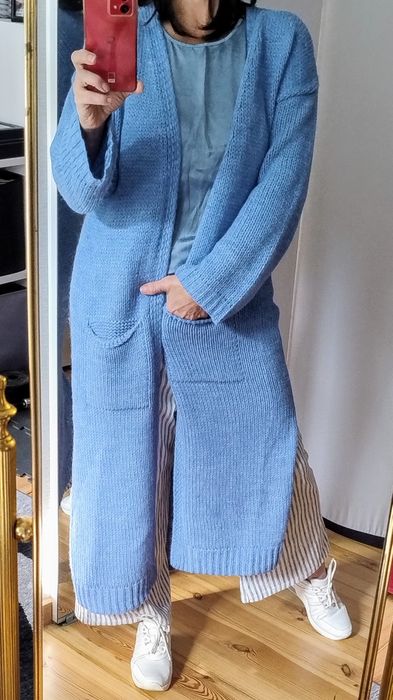 Nowy, długi, ciepły kardigan,niebieski