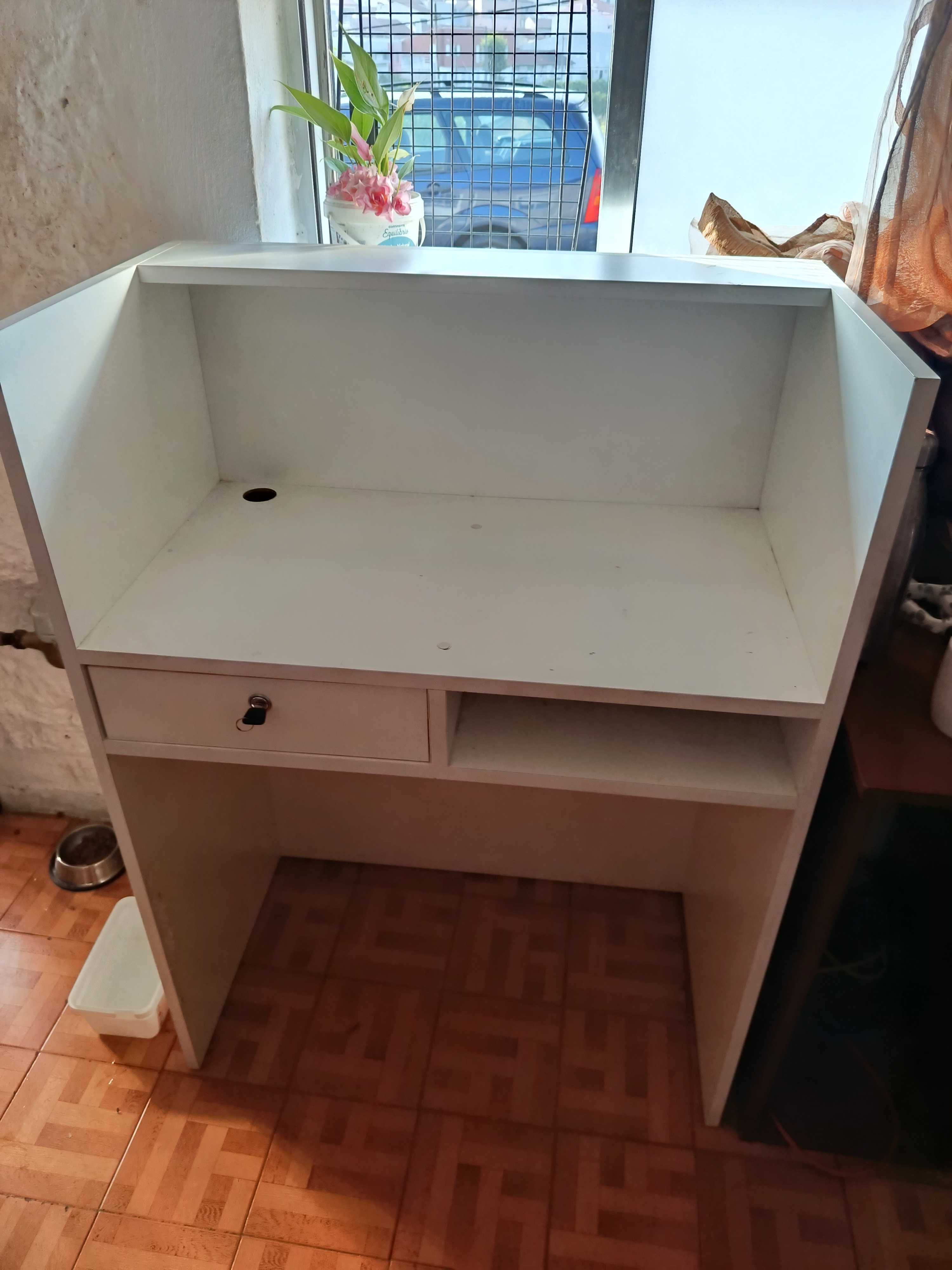 Balcão loja como novo
