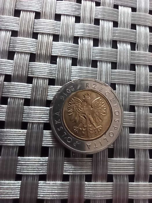 Moneta 5 zł z błędem menniczym