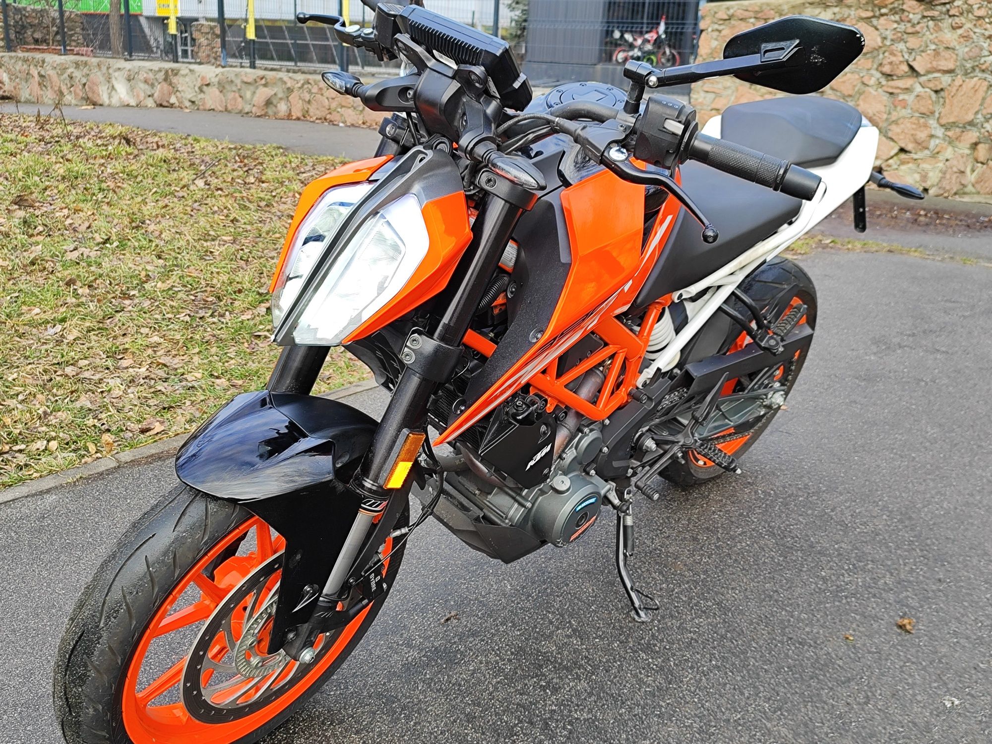 Продам мотоцикл KTM Duke 390. 2021