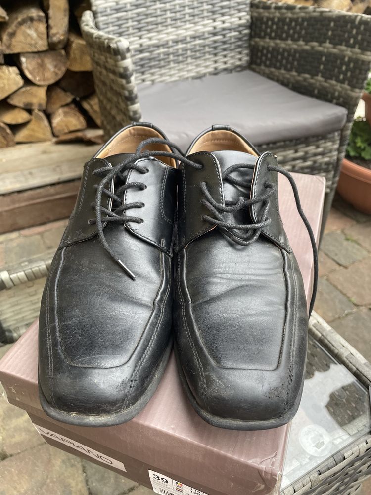 Buty pantofle półbuty Vapiano roz 39