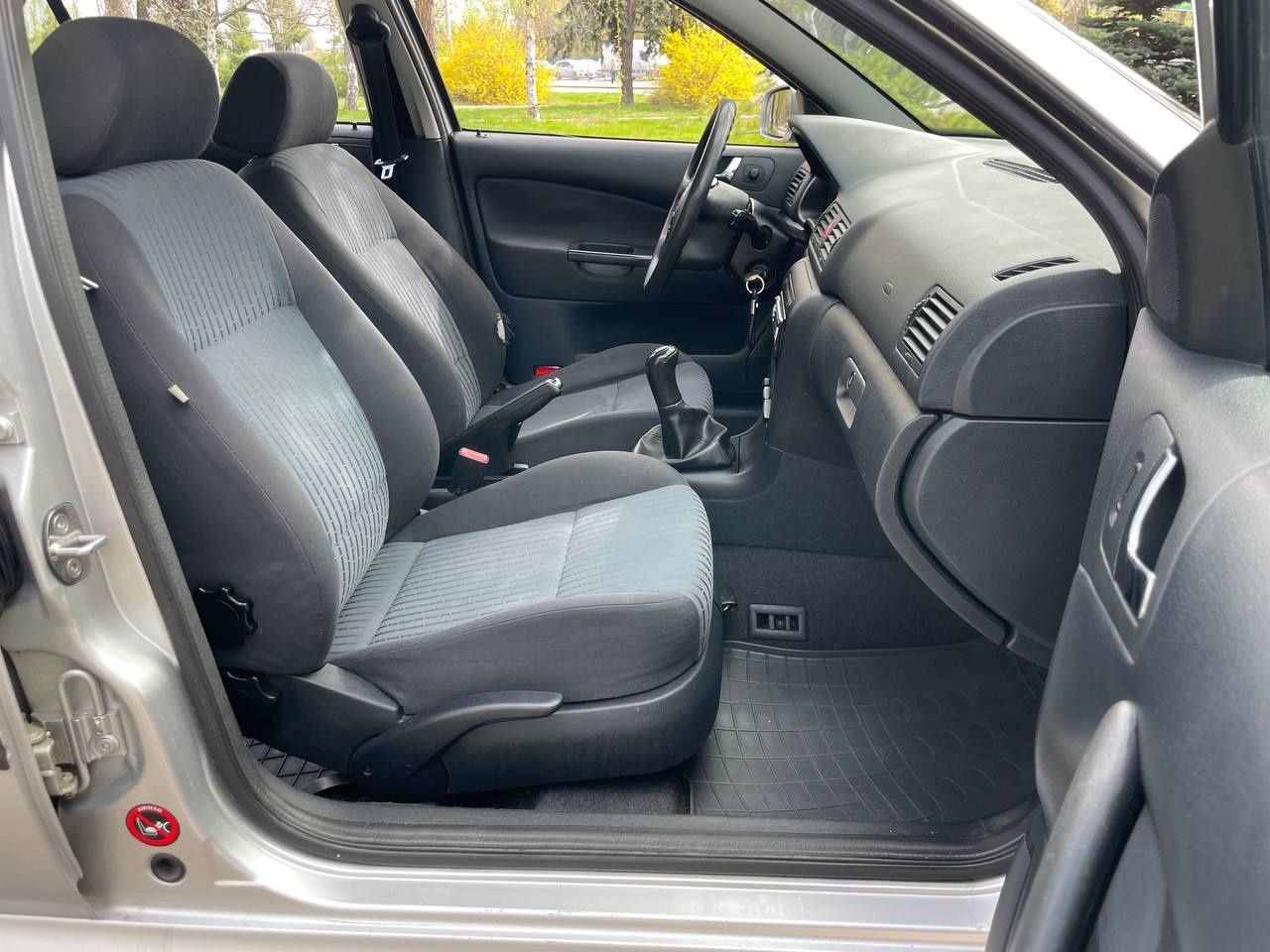 Skoda Octavia Combi Tour 1.6 MPI (ГБО) 2006 рік з Німеччини