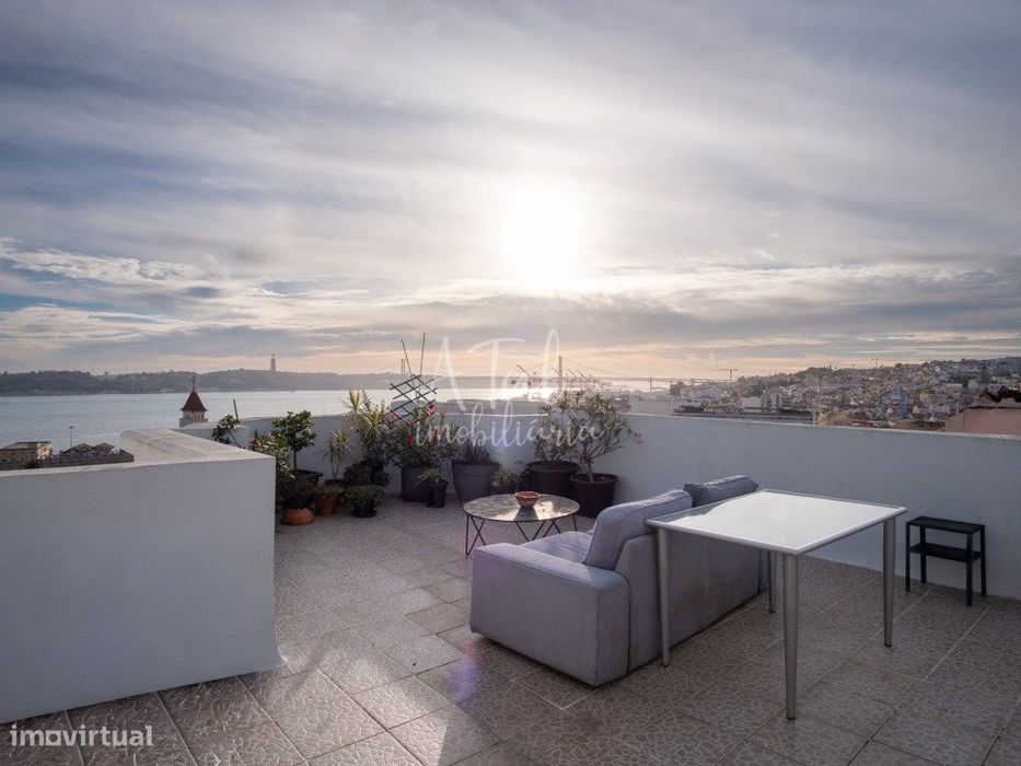 Apartamento T2 C/TERRAÇO no centro de Lisboa