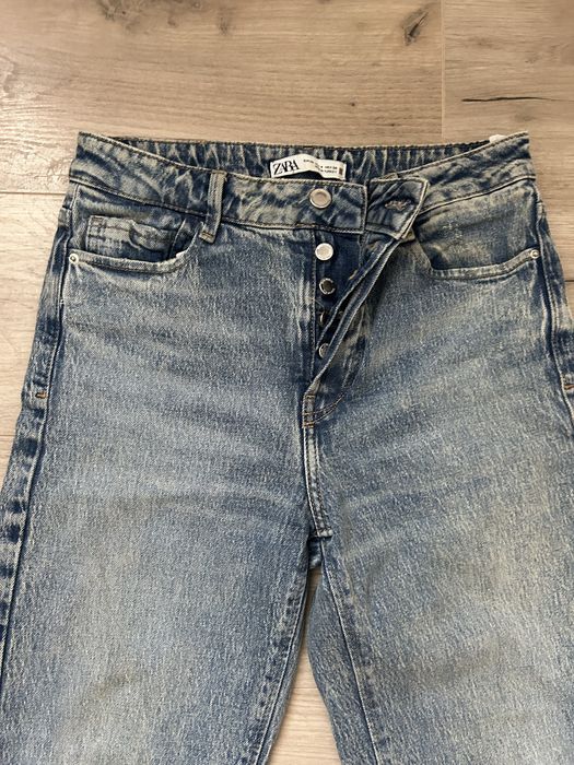Продам джинси прямого крою, від бренду ZARA