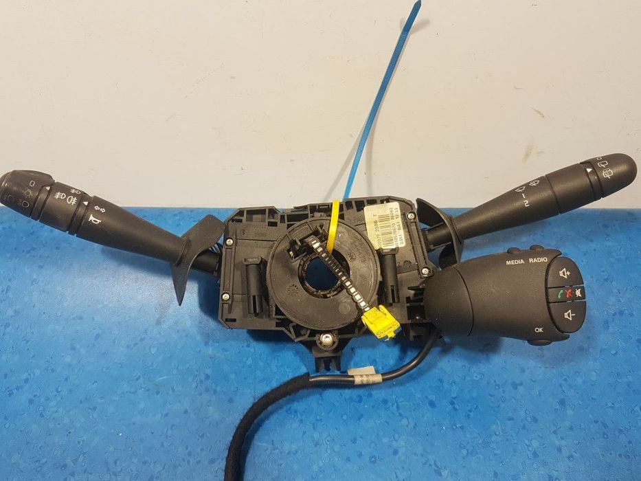DACIA SANDERO I PRZEŁĄCZNIK ZESPOLONY MANETKI TAŚMA AIRBAG