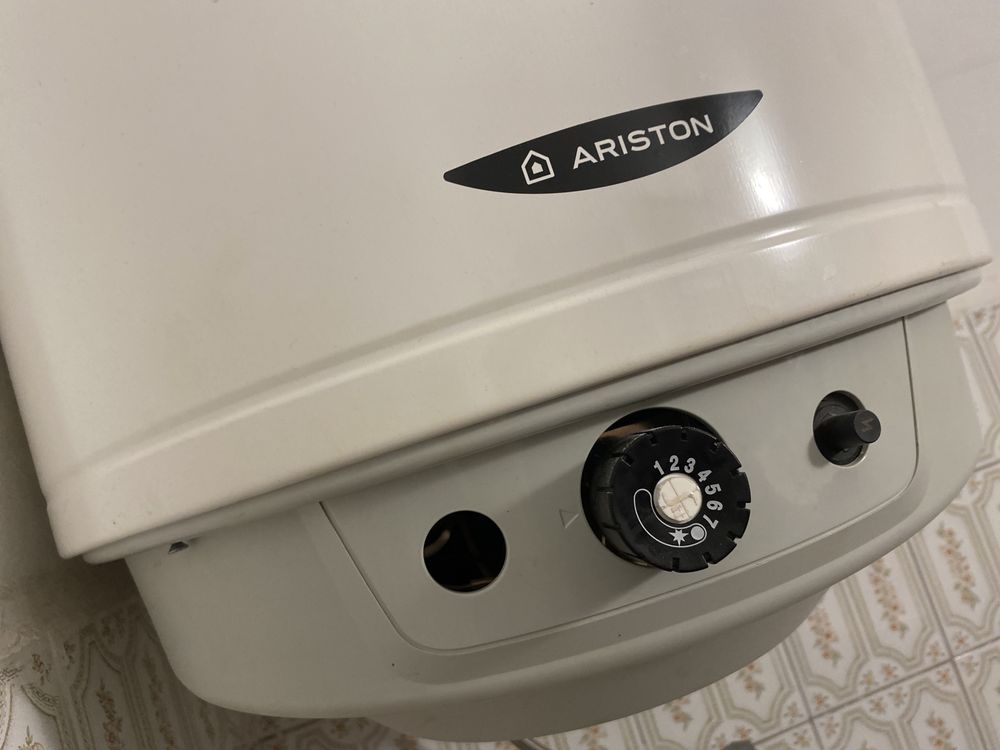 Boiler gazowy Ariston 60l