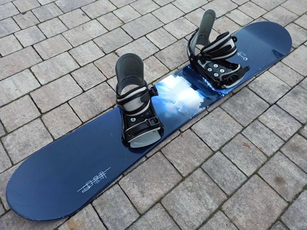 Deska snowboardowa snowboard Country House 144 cm + wiązania