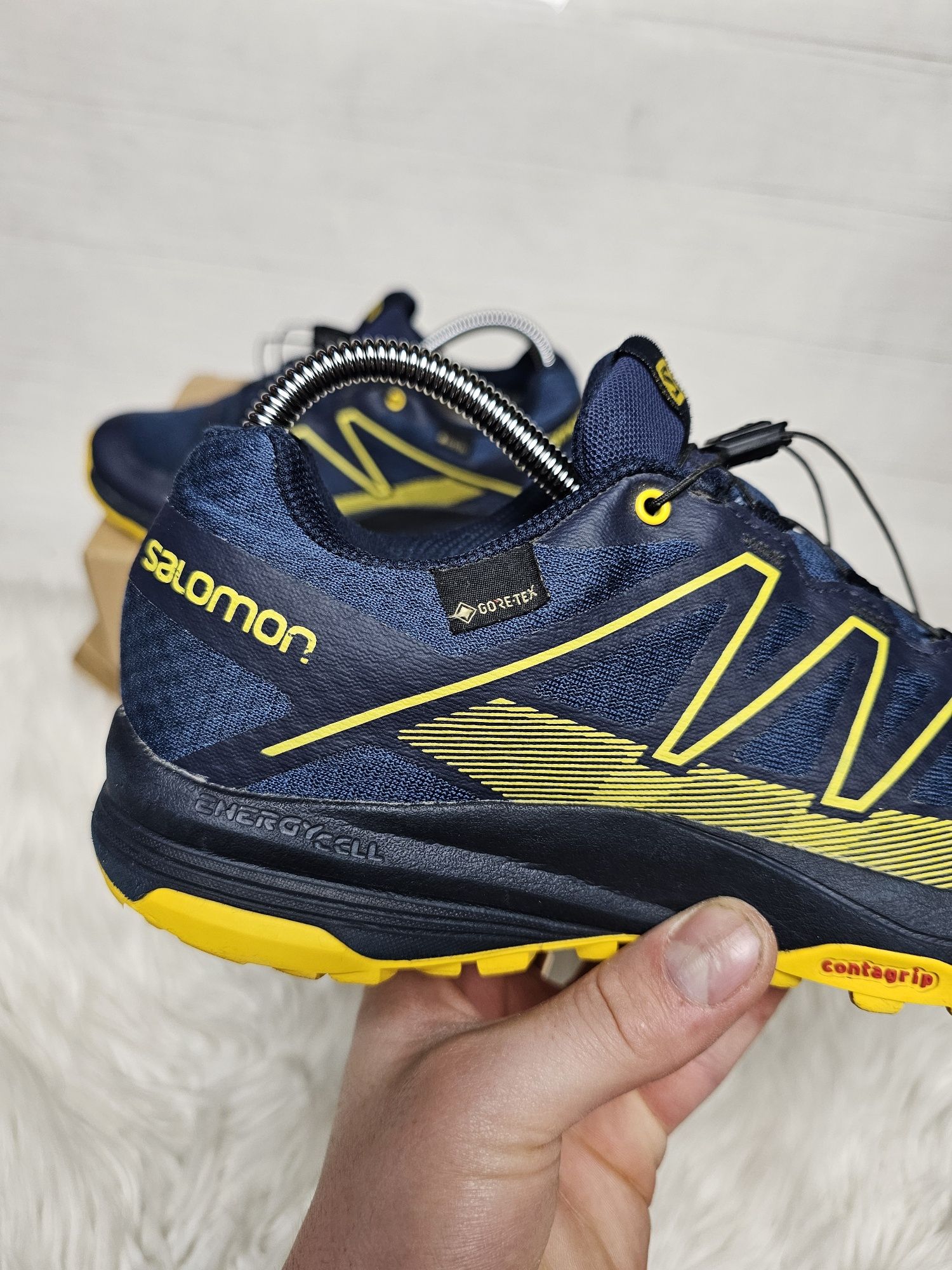 Трекінгові кросівки Salomon Gore-Tex 40.5 розмір