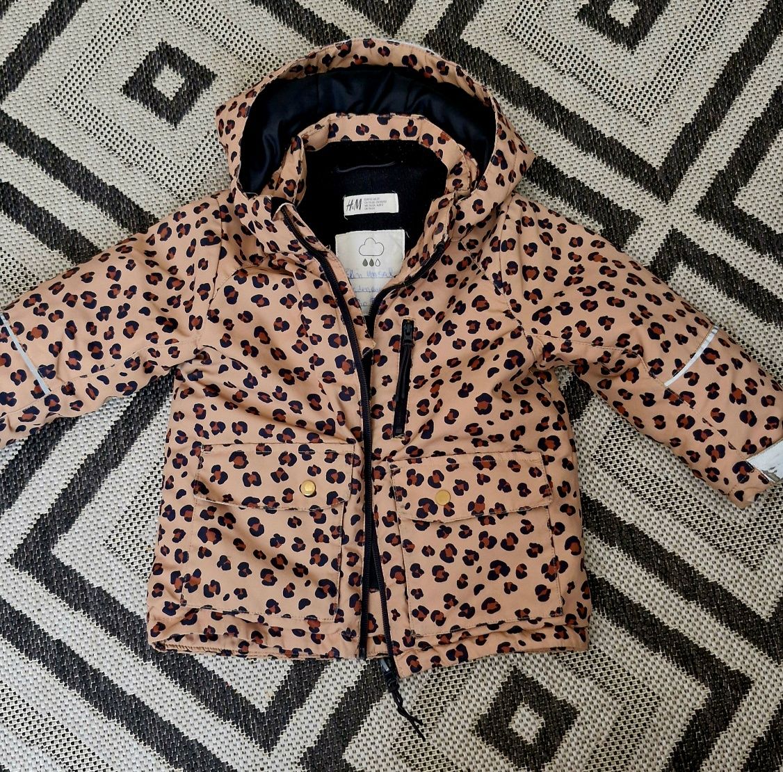 Продам теплу курточку для дівчинки H&M