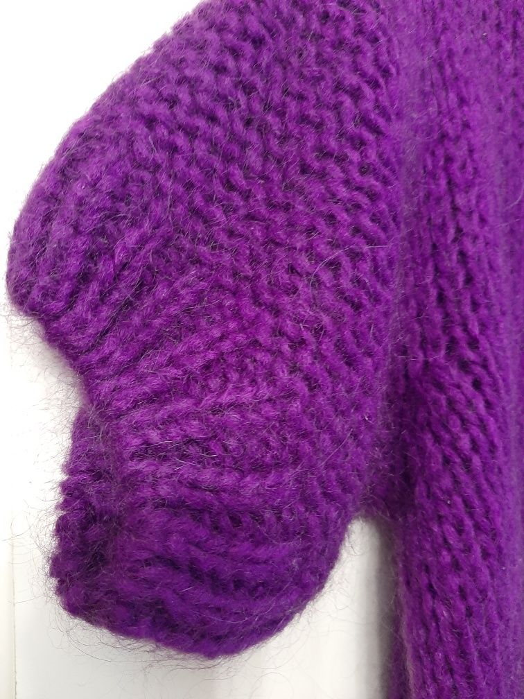 Sweterek piękny kolor