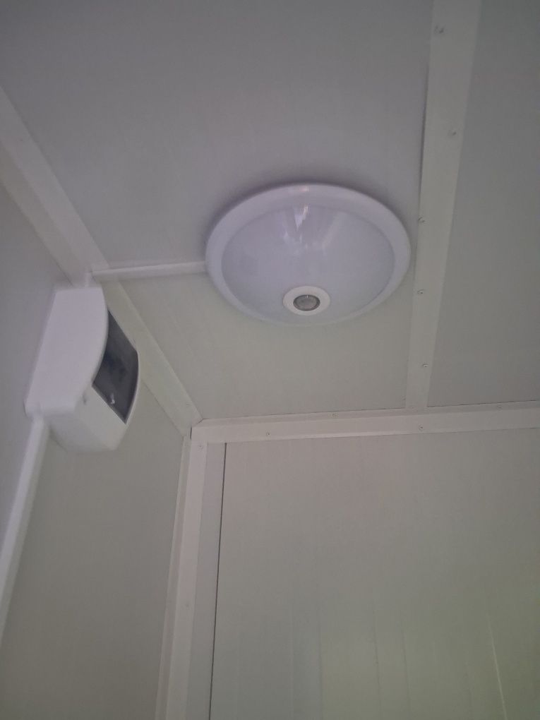 Kontener sanitarny WC/biurowy/stróżówka