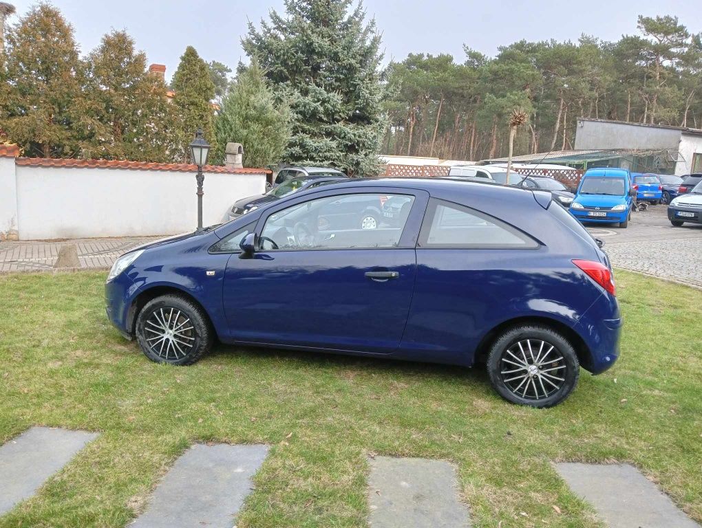 Opel Corsa D, 2010r., 998cm by benzyna