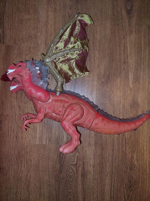 Дракон робот динозавр