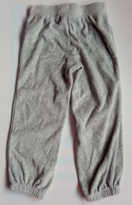 Dres welurowy dla dziewczynki Lupilu 98/104