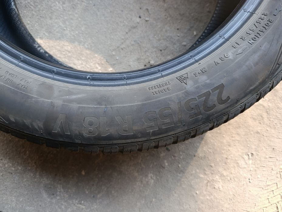 Opony 225/55/18 Continental wielosezonowe