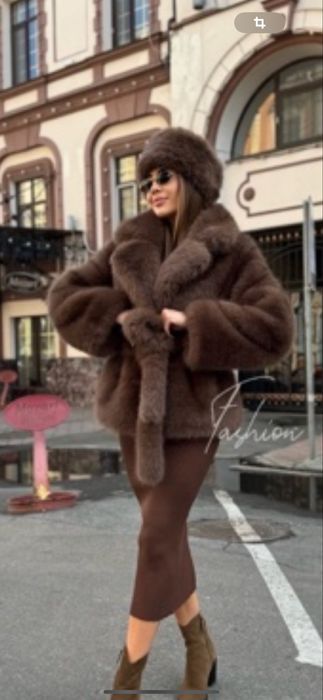 Продам шубу под соболя