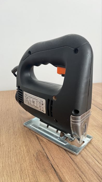 Wyrzynarka elektryczna Toya