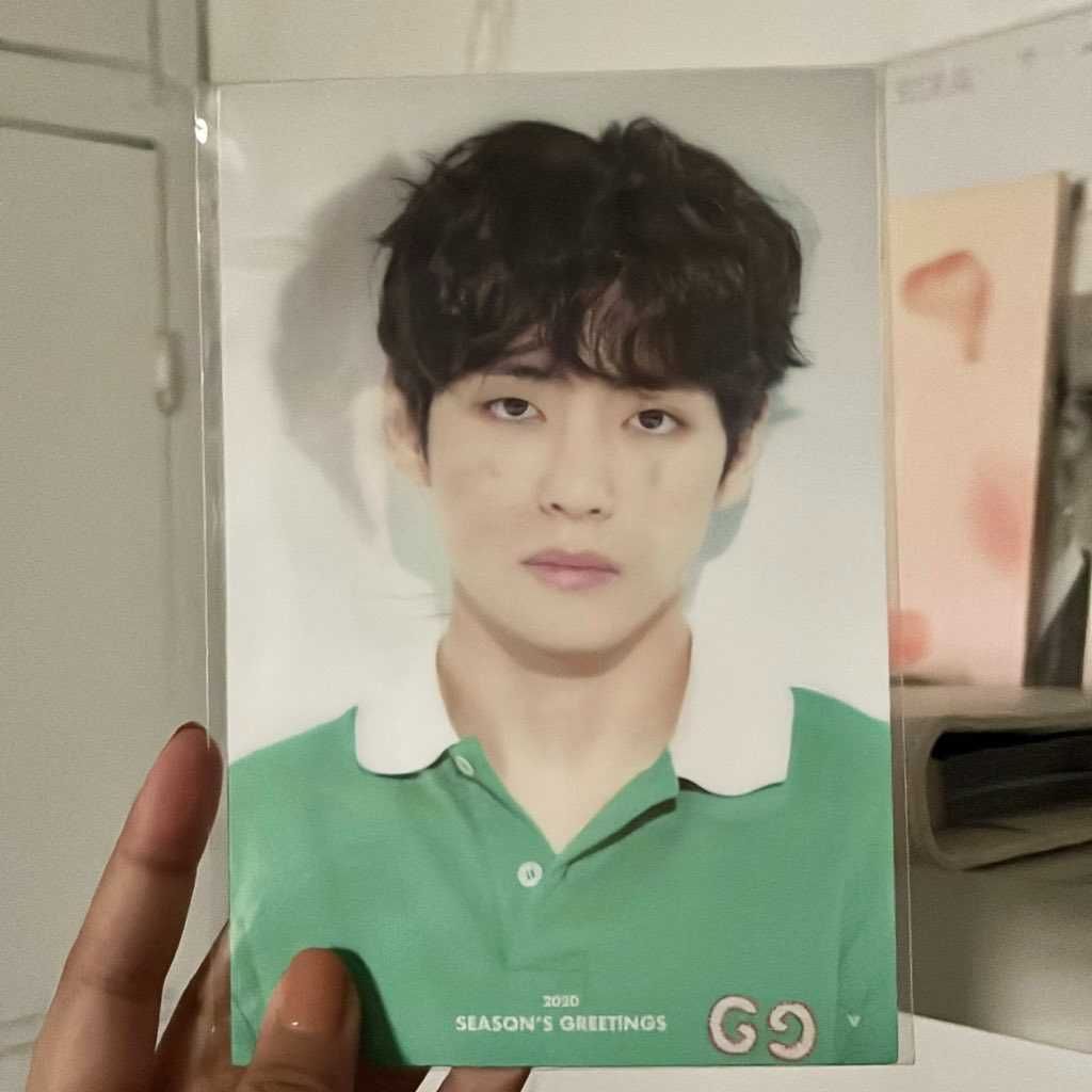 BTS V Season's Greeting 2020 Lenticular Photocard k-pop