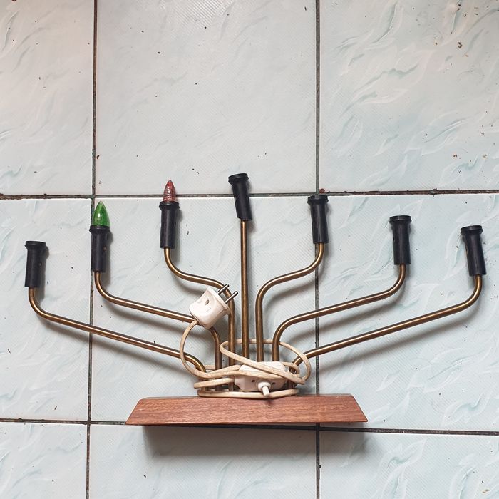 Ljusstake i trä från Gnosjö Konstsmide med 7 st ljuskällor