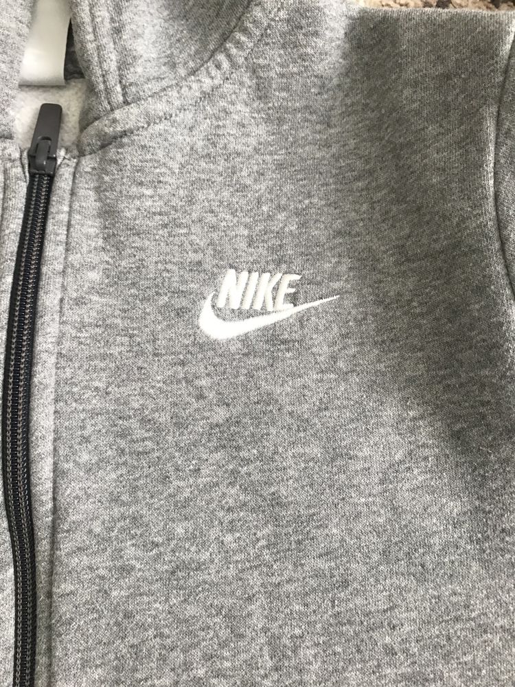 Костюм Nike