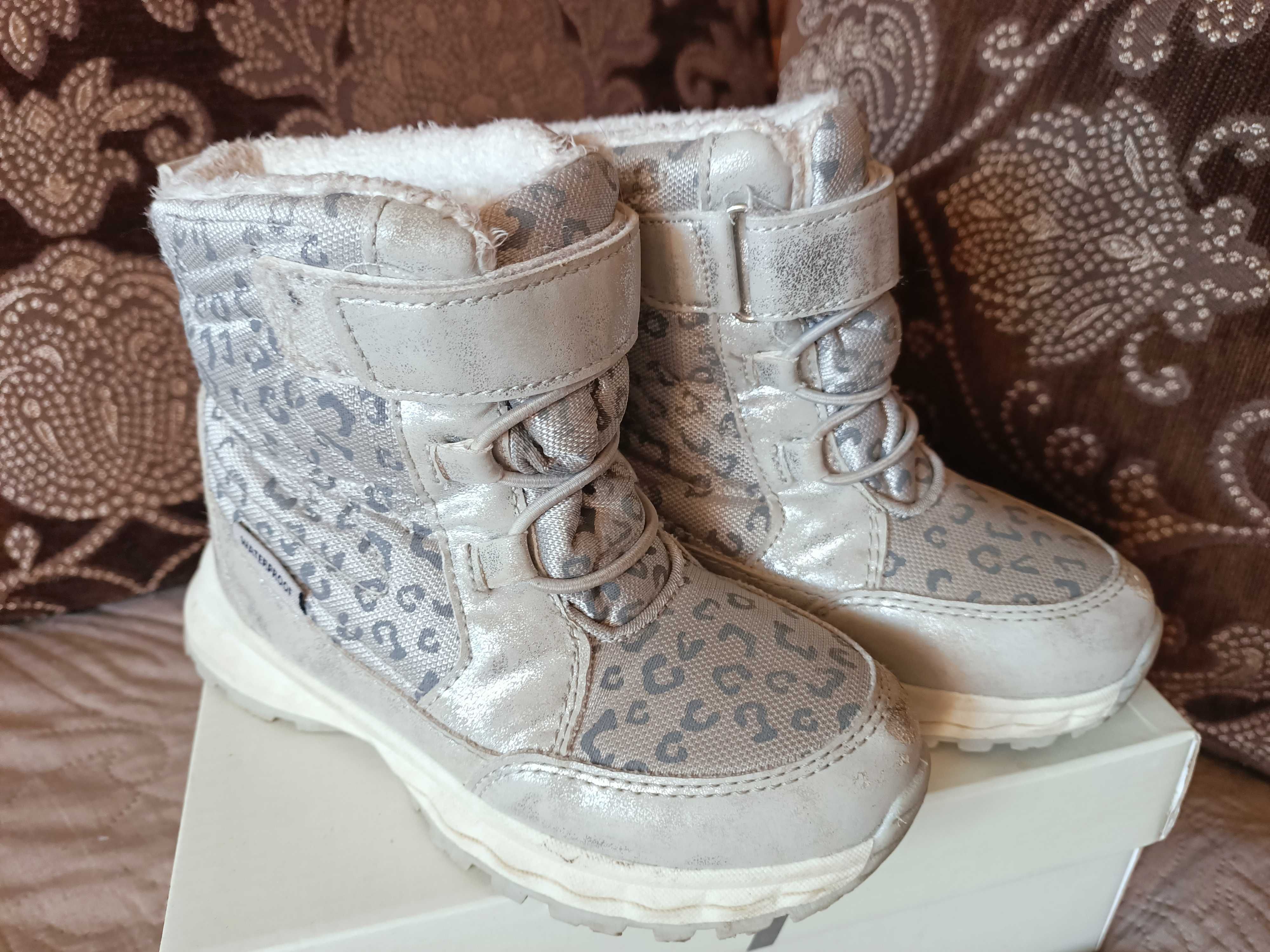 Buty zimowe dziewczęce rozm. 28