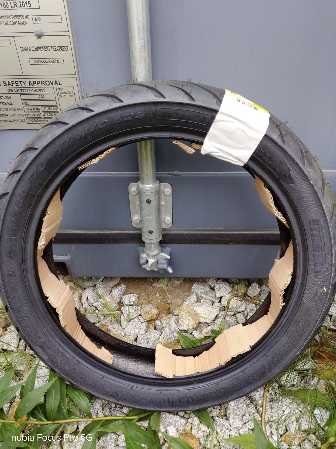 nowe Oporny Pirelli 17 100/80  130/70