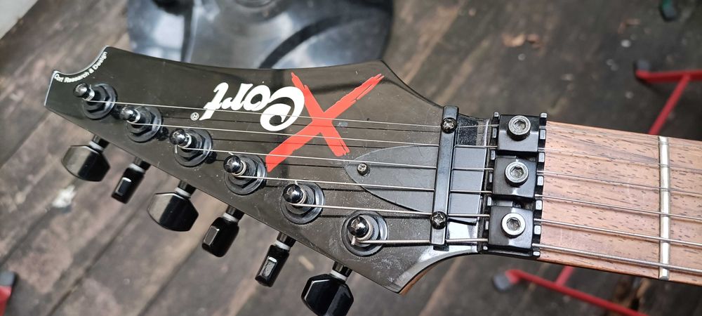 Cort X6 Floyd Rose El Guitar +підсилювач+ digitecht процесор + тюнер