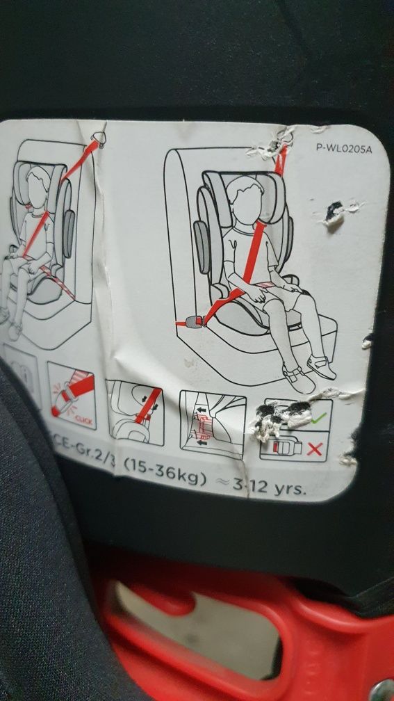 Cadeira de criança 3 aos 12 anos com isofix