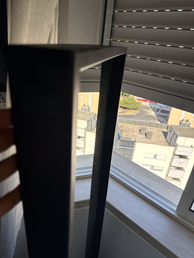 Espelho Ikea preto em bom estado