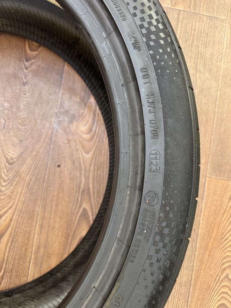 Шини Continental 255/40/R20