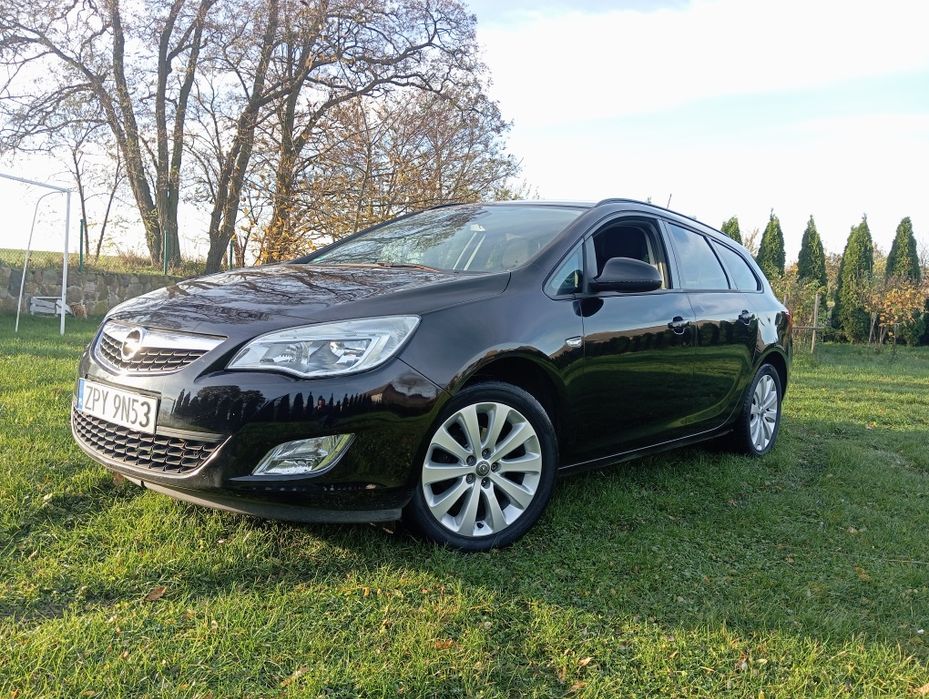 Opel Astra 1.4 T 140 bezwypadkowy,