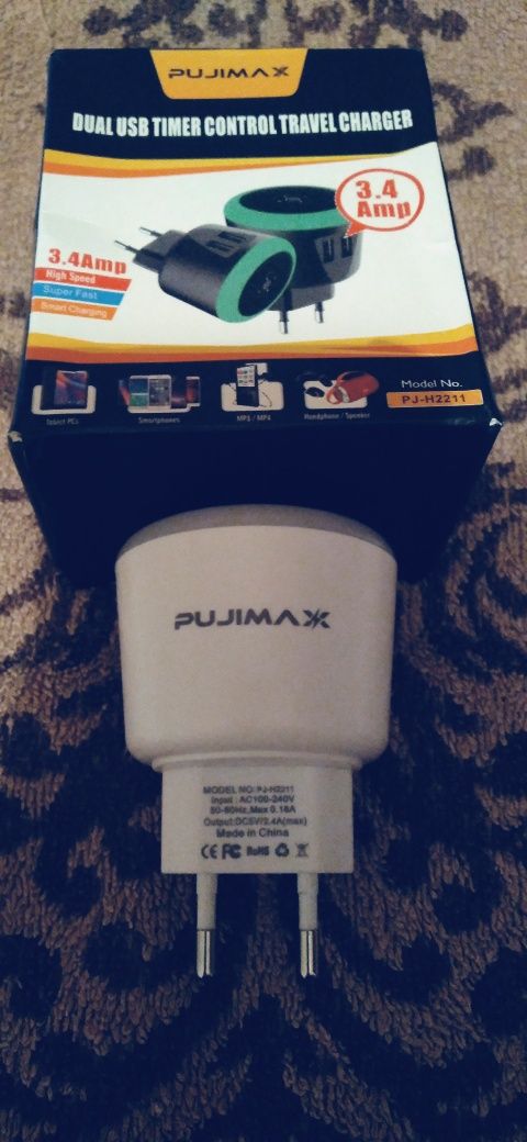 Зарядное устройство  USB PHOMAX