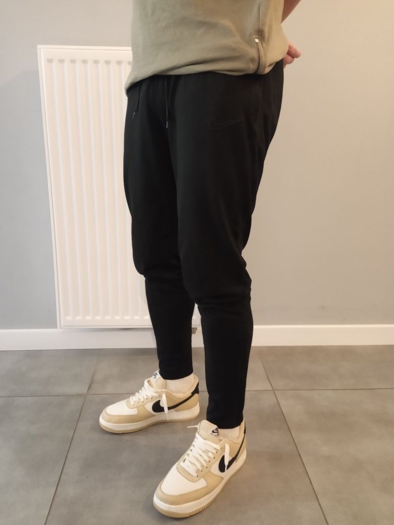 Spodnie dresowe Nike, rozmiar S/M