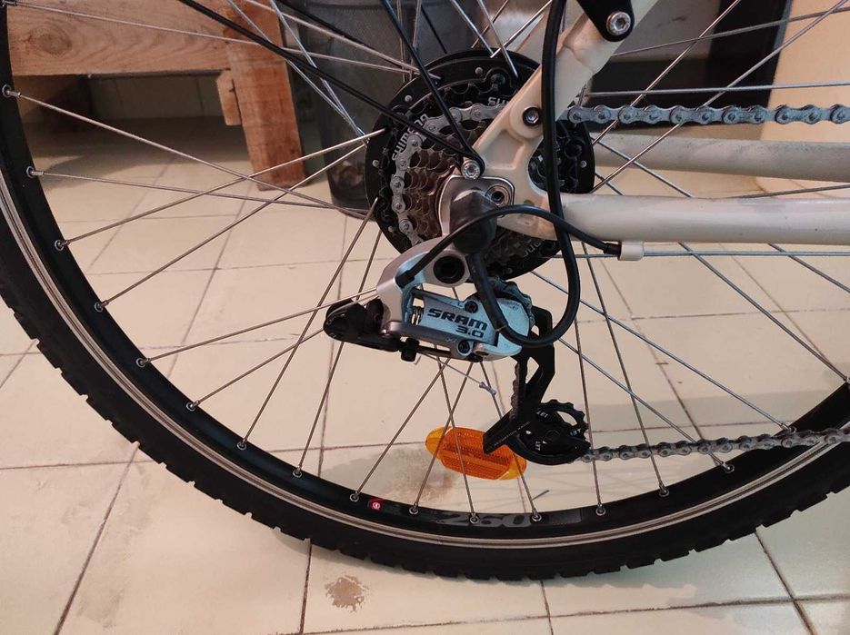 Bicicleta elétrica polivalente original 700 castanho BTWIN