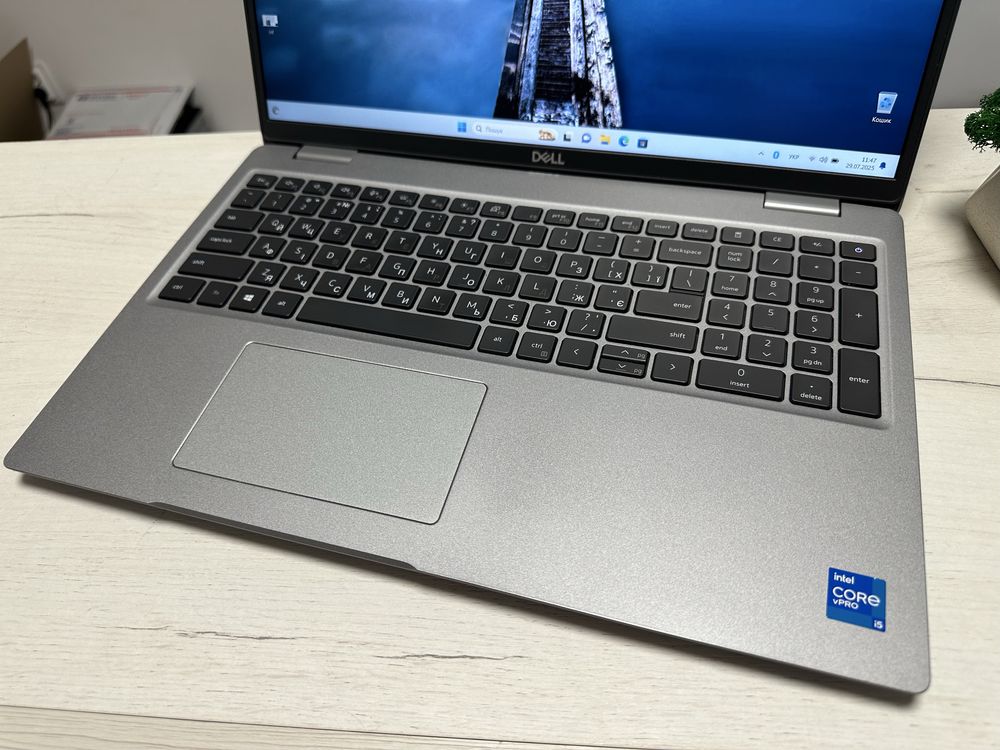Dell latitude 5520 FHD IPS Touch|i5-1145G7|16GbDDR4|SSD512|IrisXE|2022