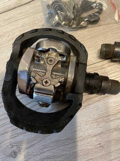 Pedały platformowe SPD MTB Shimano PD-M424 + bloki SM SH51