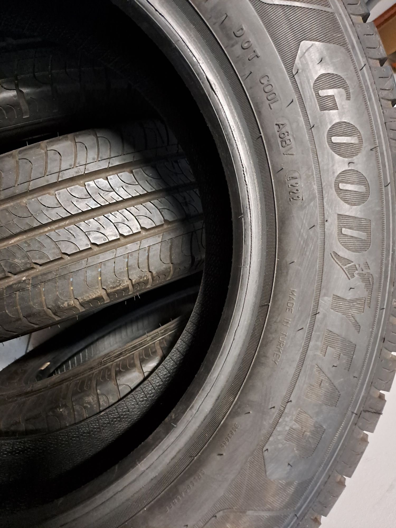 4 opony 215 65 R16C GoodYear EfficientGrip Cargo