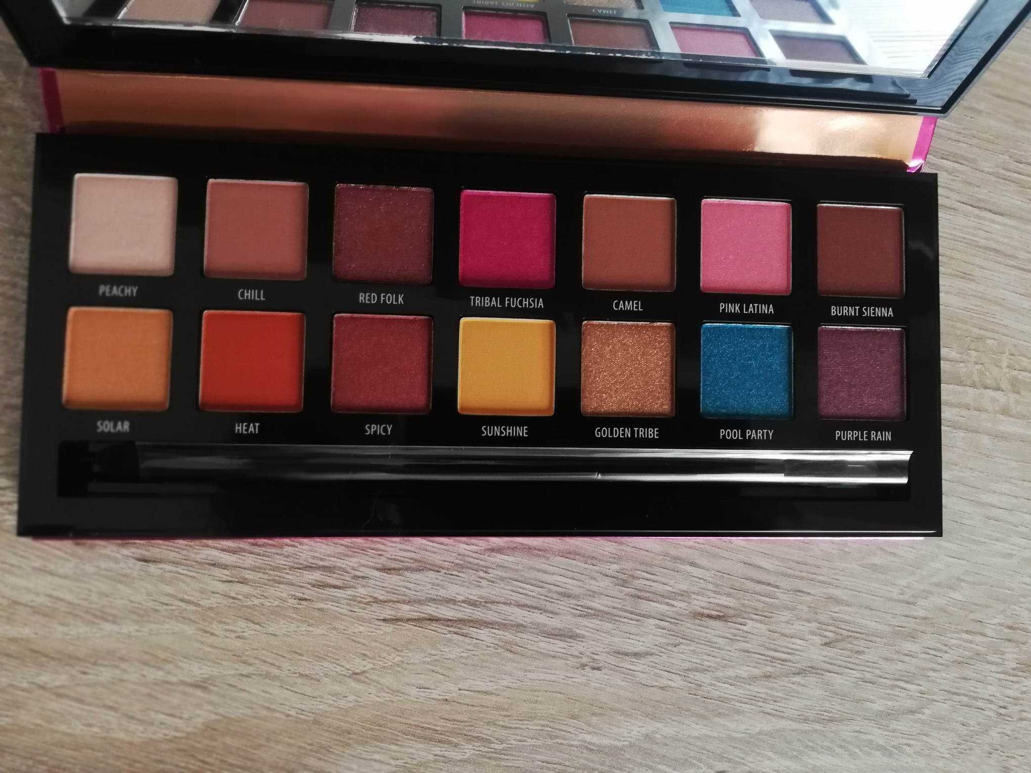 Douglas Summer Vibes Eyeshadow Palette paleta cieni