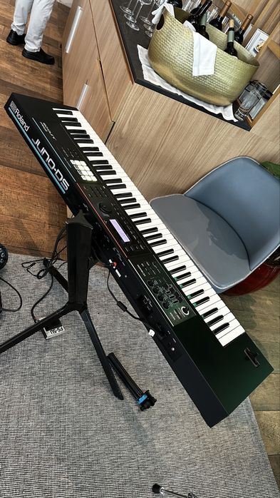 Roland Juno Ds 76 ( Novo )