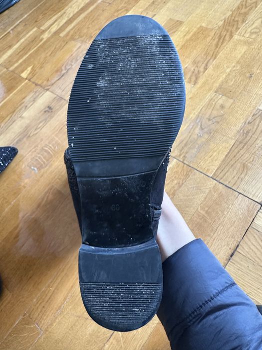 Жіночі демісезонні сапожки з утепленям