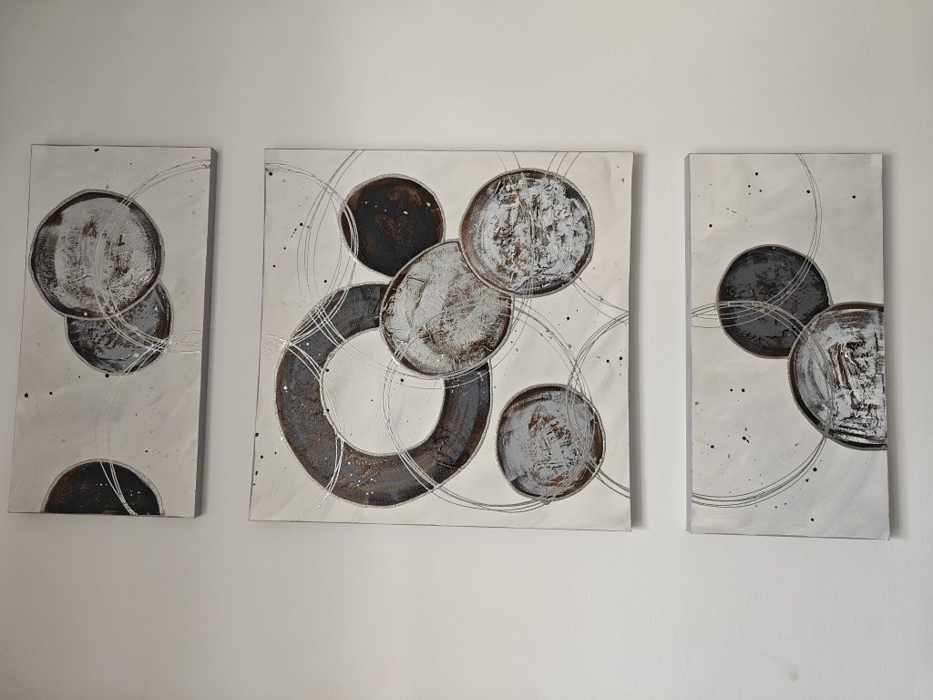 Quadro Modular Abstrato Cinzento

Estado