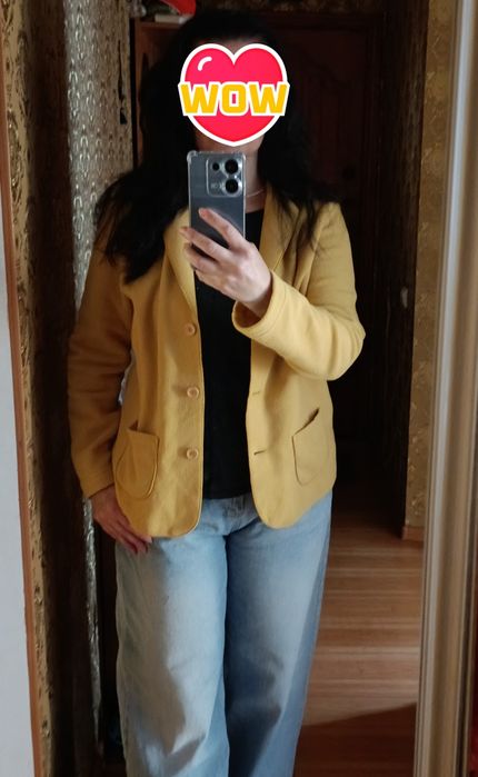 Продам м'який піджак бананового кольру