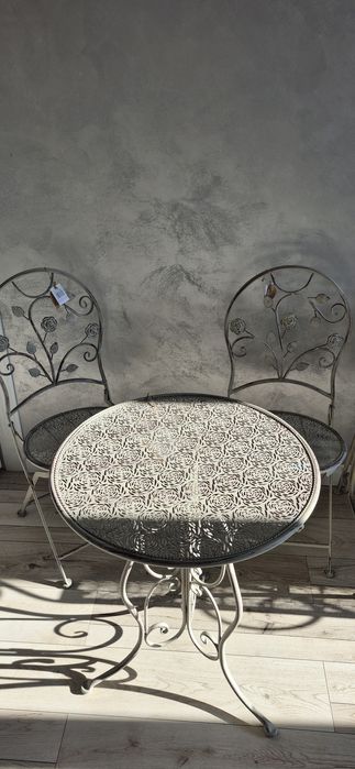 Стіл та 2 стільці для саду, тераси, балкона, кафе