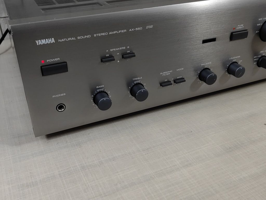 Yamaha AX-550 Mocny wzmacniacz stereo